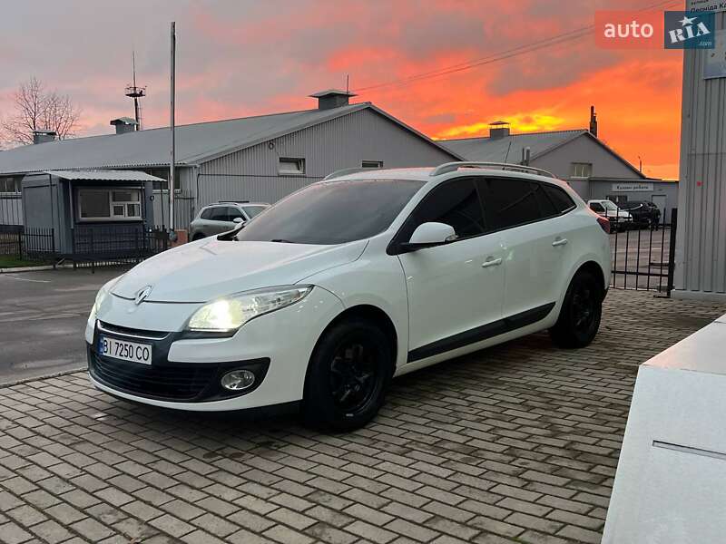 Универсал Renault Megane 2013 в Полтаве фото 2 Универсал Renault Megane 2013 в Полтаве