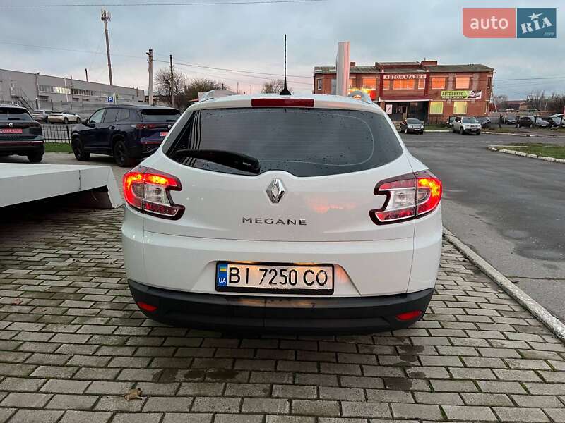 Универсал Renault Megane 2013 в Полтаве фото 12 Универсал Renault Megane 2013 в Полтаве