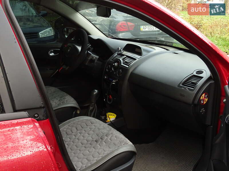Седан Renault Megane 2006 в Запоріжжі фото 7 Седан Renault Megane 2006 в Запоріжжі
