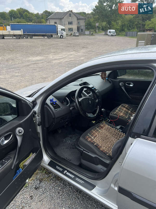Седан Renault Megane 2005 в Львове