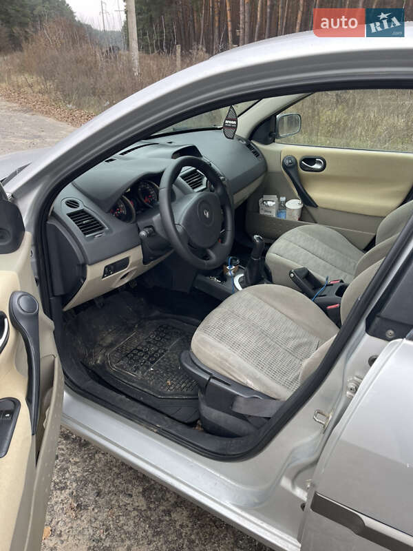 Седан Renault Megane 2006 в Киеве