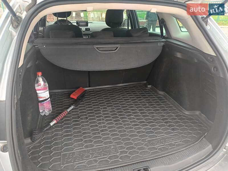 Универсал Renault Megane 2015 в Южноукраинске