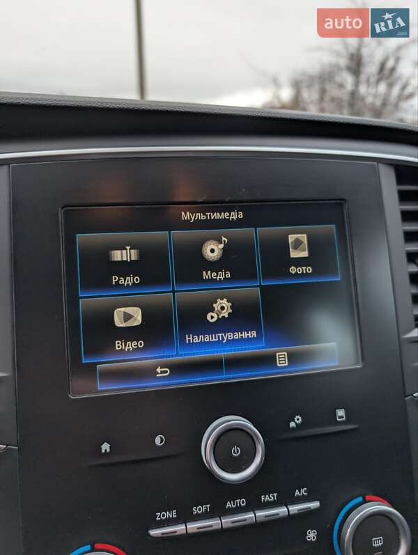 Хэтчбек Renault Megane 2017 в Миргороде фото 29 Хэтчбек Renault Megane 2017 в Миргороде