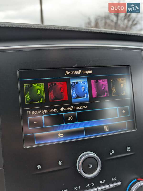 Хэтчбек Renault Megane 2017 в Миргороде фото 30 Хэтчбек Renault Megane 2017 в Миргороде