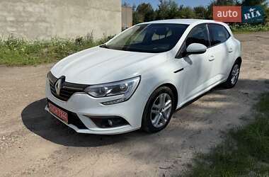 Хэтчбек Renault Megane 2017 в Калуше