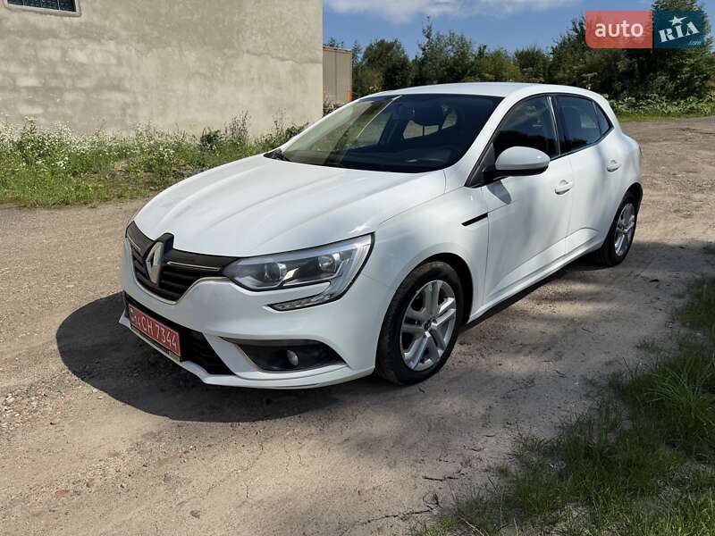 Хэтчбек Renault Megane 2017 в Калуше фото Хэтчбек Renault Megane 2017 в Калуше