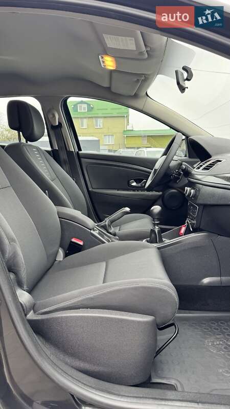 Универсал Renault Megane 2010 в Кропивницком фото 13 Универсал Renault Megane 2010 в Кропивницком