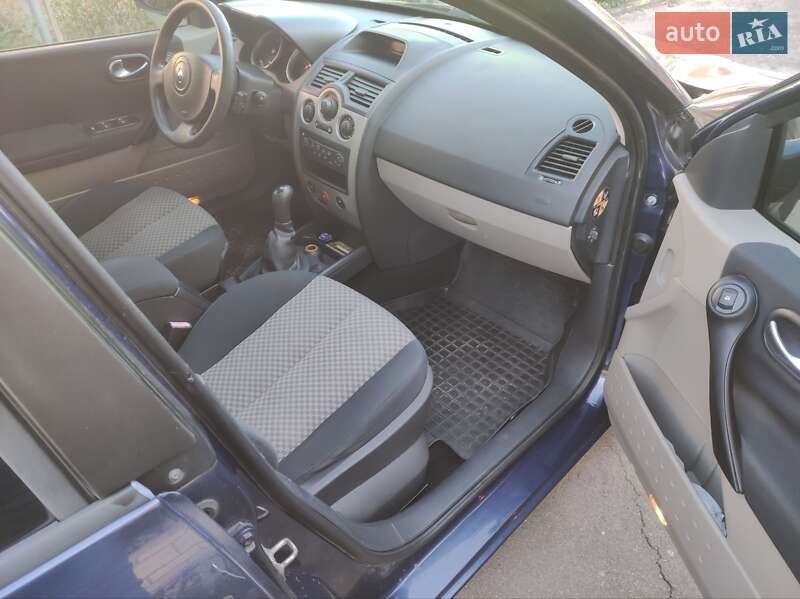 Седан Renault Megane 2004 в Коростышеве
