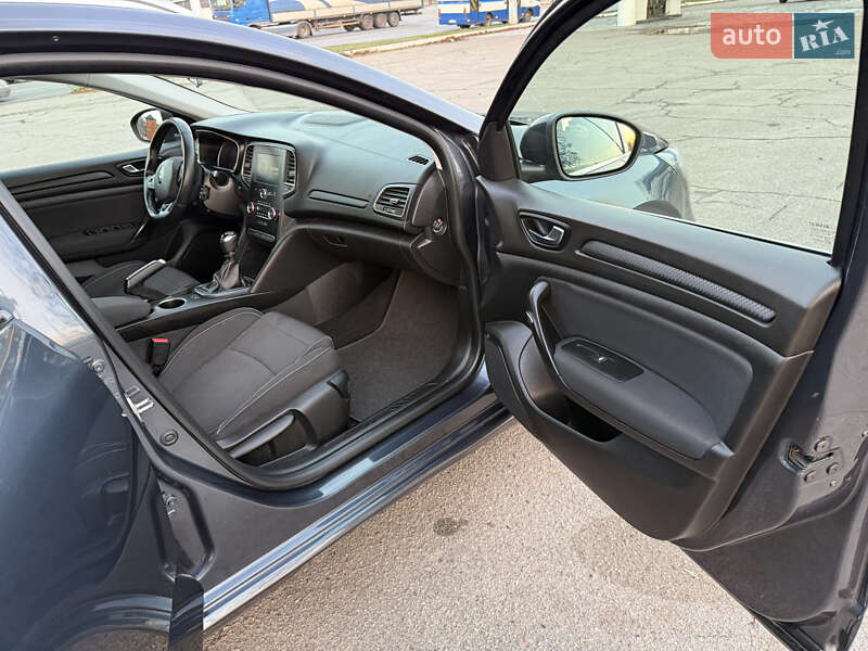 Универсал Renault Megane 2020 в Днепре фото 46 Универсал Renault Megane 2020 в Днепре