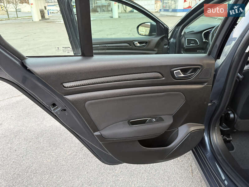 Универсал Renault Megane 2020 в Днепре фото 64 Универсал Renault Megane 2020 в Днепре