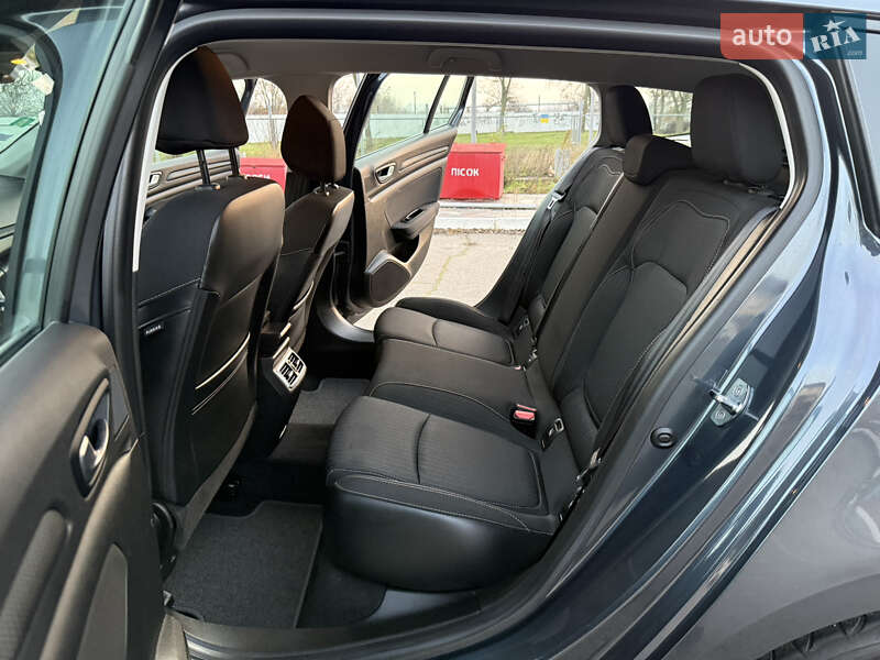 Универсал Renault Megane 2020 в Днепре фото 67 Универсал Renault Megane 2020 в Днепре