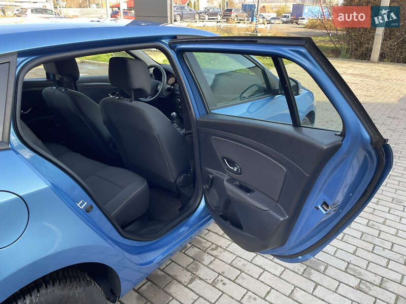 Универсал Renault Megane 2015 в Полтаве