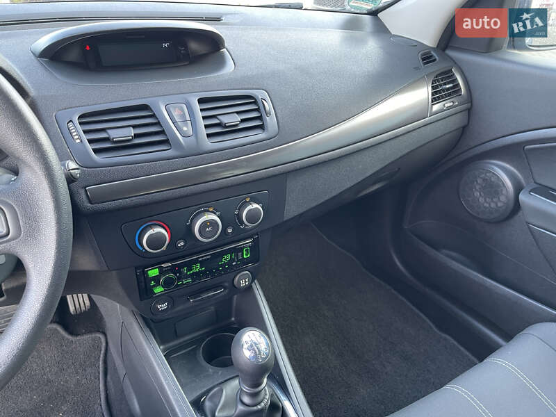 Универсал Renault Megane 2015 в Полтаве