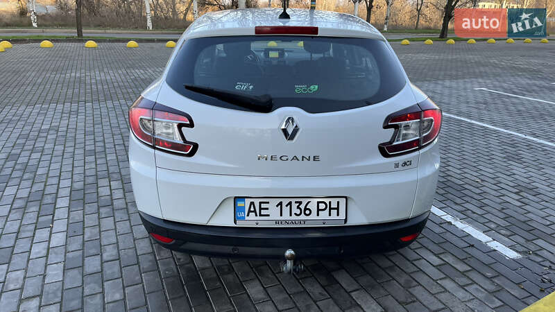 Хетчбек Renault Megane 2011 в Кам'янському