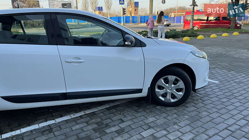 Хетчбек Renault Megane 2011 в Кам'янському