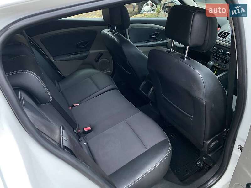 Хэтчбек Renault Megane 2011 в Виннице