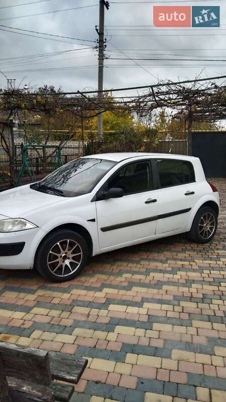 Седан Renault Megane 2003 в Килии