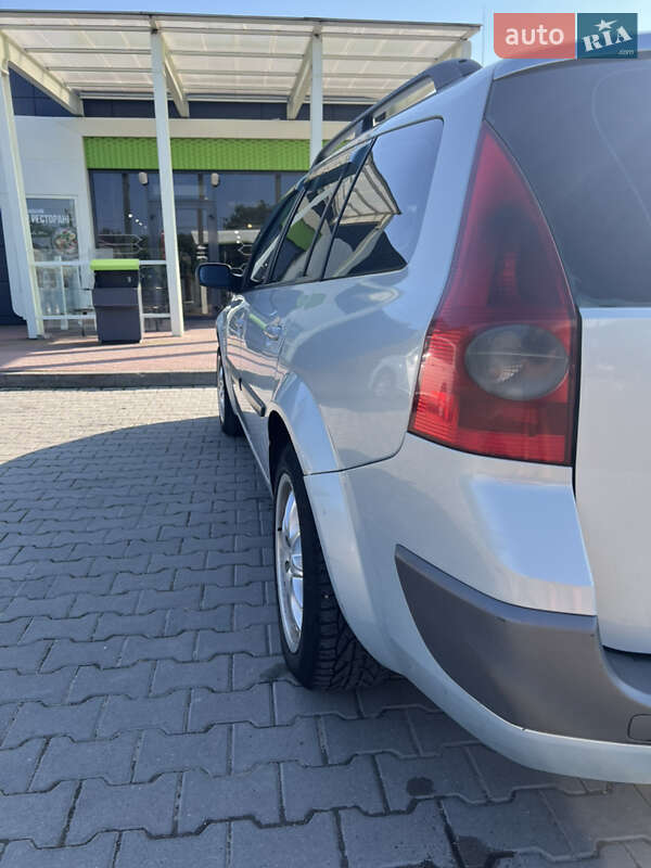 Універсал Renault Megane 2003 в Чернівцях