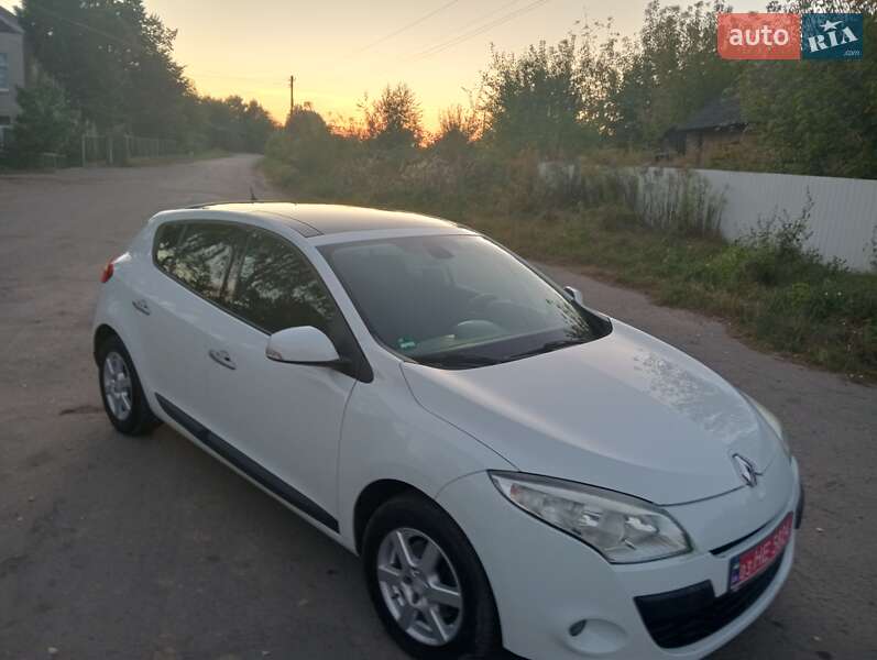 Хэтчбек Renault Megane 2008 в Нововолынске