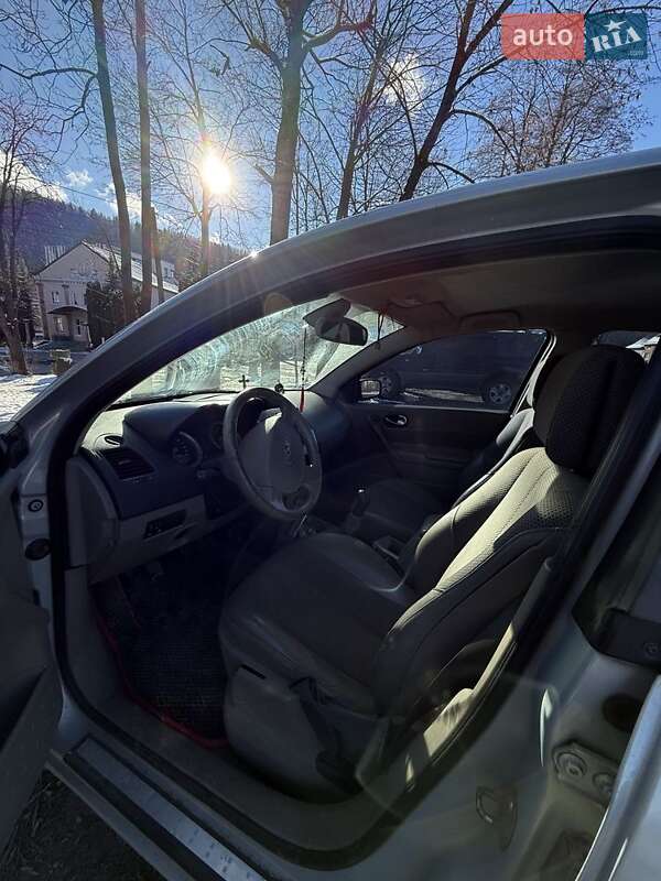 Хэтчбек Renault Megane 2003 в Яремче