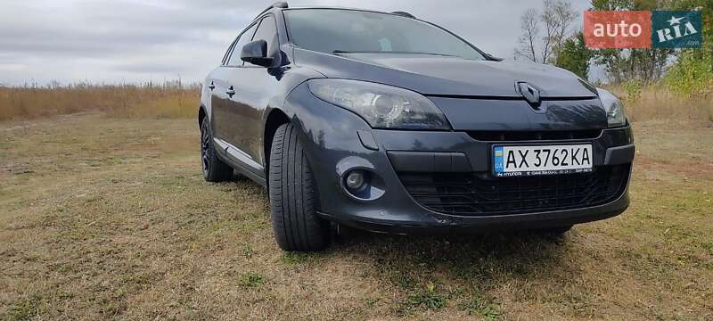 Универсал Renault Megane 2010 в Зачепиловке