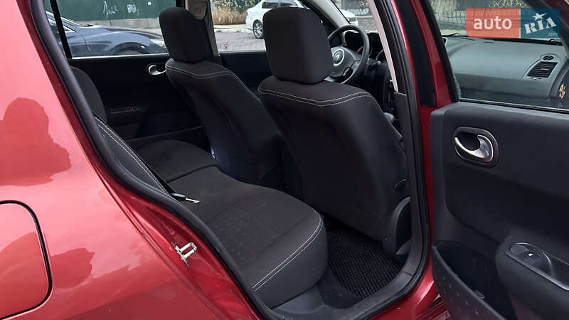 Хэтчбек Renault Megane 2005 в Киеве