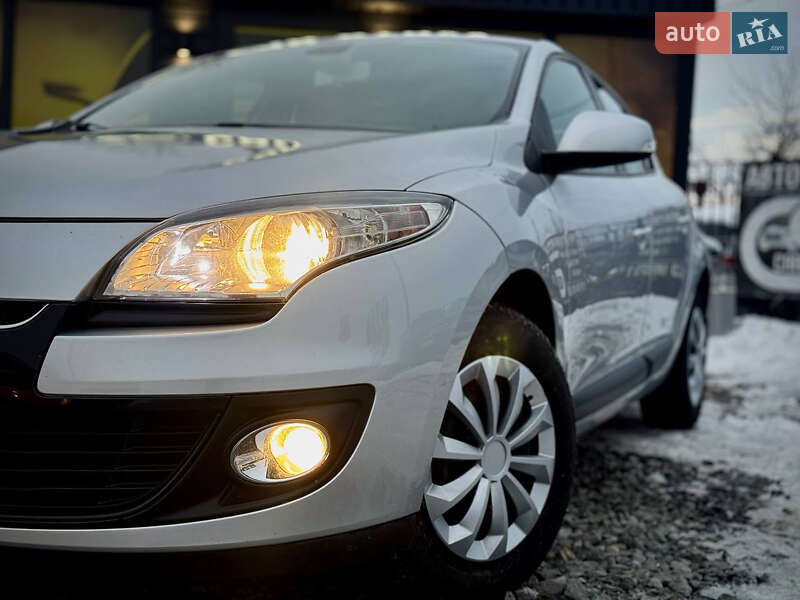 Хэтчбек Renault Megane 2013 в Стрые фото 10 Хэтчбек Renault Megane 2013 в Стрые