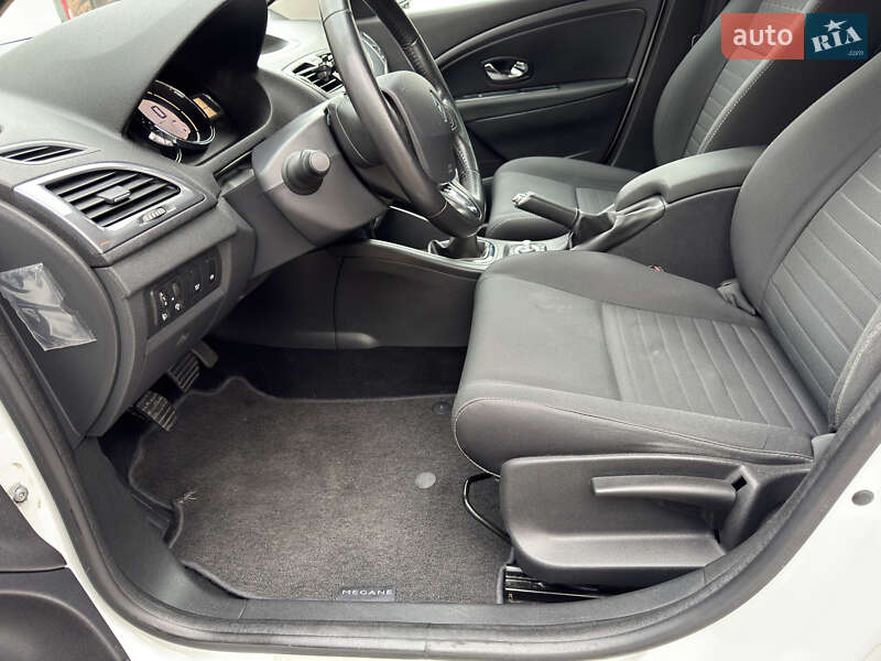 Универсал Renault Megane 2015 в Хмельницком фото 14 Универсал Renault Megane 2015 в Хмельницком