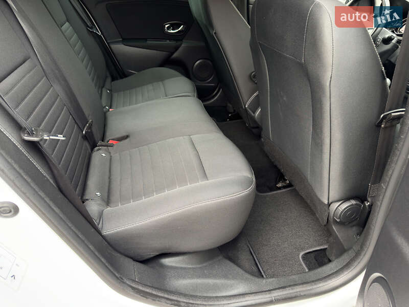 Универсал Renault Megane 2015 в Хмельницком фото 17 Универсал Renault Megane 2015 в Хмельницком