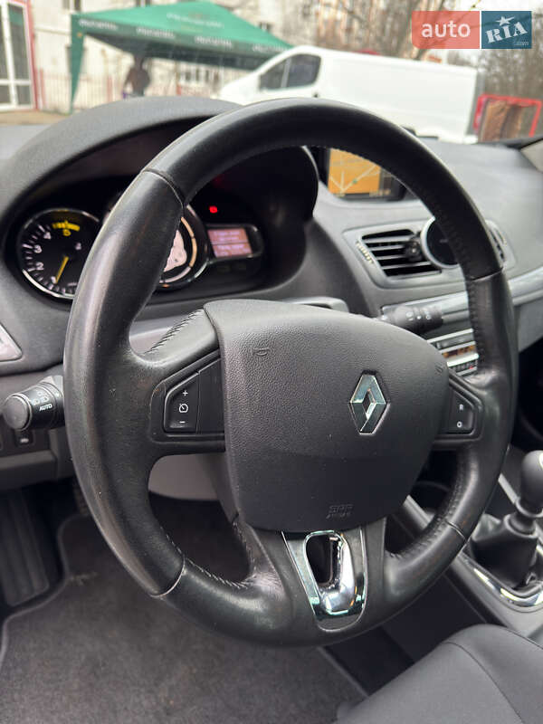 Универсал Renault Megane 2015 в Хмельницком фото 33 Универсал Renault Megane 2015 в Хмельницком