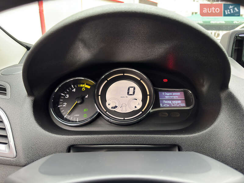 Универсал Renault Megane 2015 в Хмельницком фото 38 Универсал Renault Megane 2015 в Хмельницком