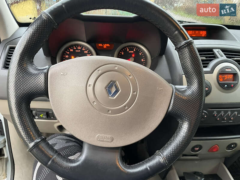 Универсал Renault Megane 2003 в Красилове фото 38 Универсал Renault Megane 2003 в Красилове