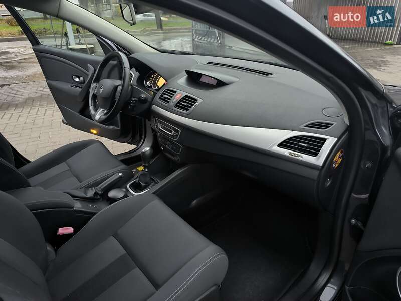 Универсал Renault Megane 2009 в Черкассах фото 17 Универсал Renault Megane 2009 в Черкассах