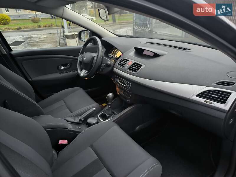 Универсал Renault Megane 2009 в Черкассах фото 19 Универсал Renault Megane 2009 в Черкассах