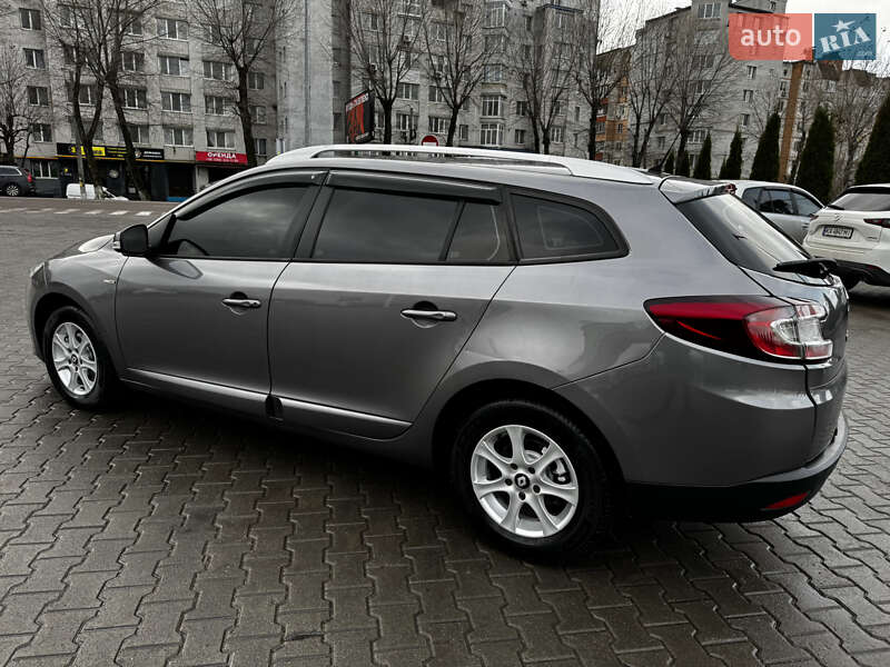 Универсал Renault Megane 2014 в Киеве