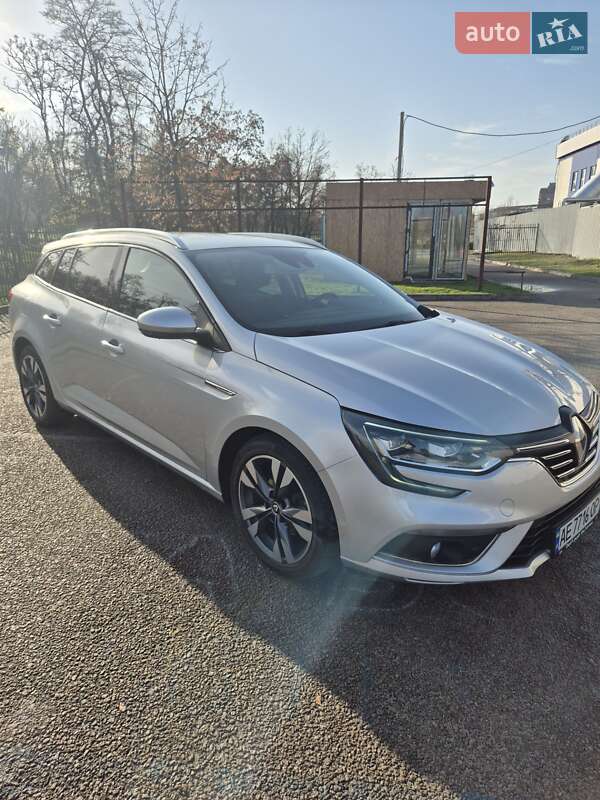 Универсал Renault Megane 2018 в Днепре фото 7 Универсал Renault Megane 2018 в Днепре