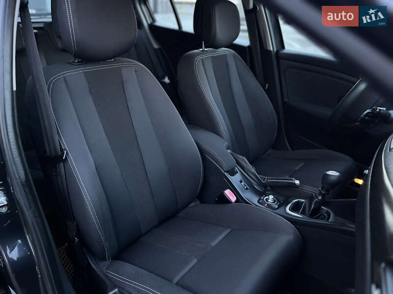 Хэтчбек Renault Megane 2011 в Черновцах