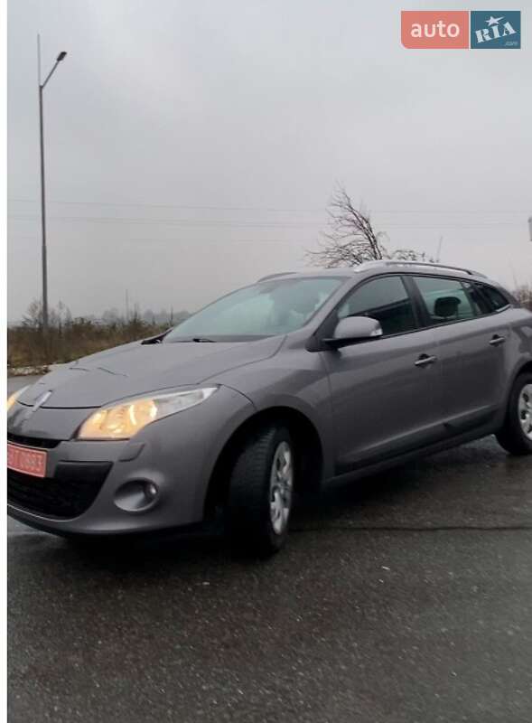 Универсал Renault Megane 2010 в Мене
