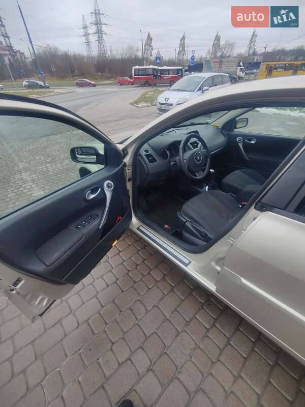 Седан Renault Megane 2008 в Львове