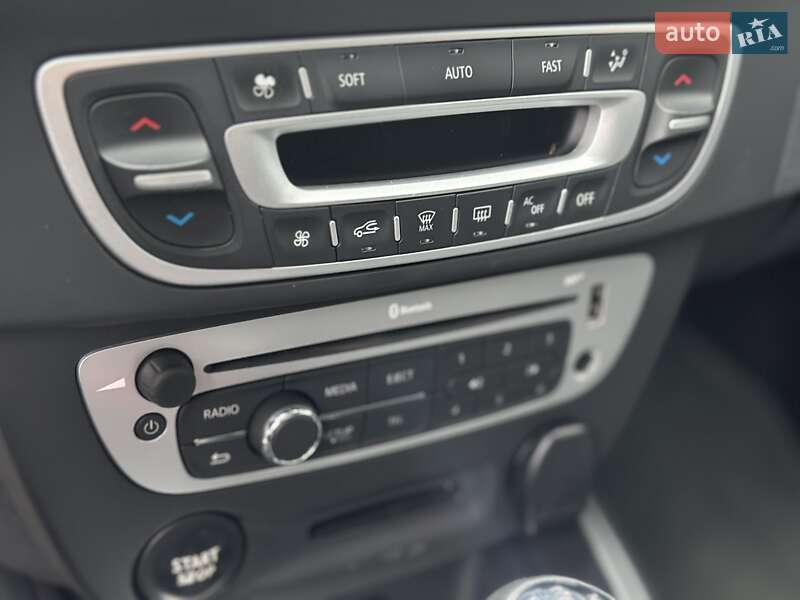 Универсал Renault Megane 2014 в Луцке фото 18 Универсал Renault Megane 2014 в Луцке
