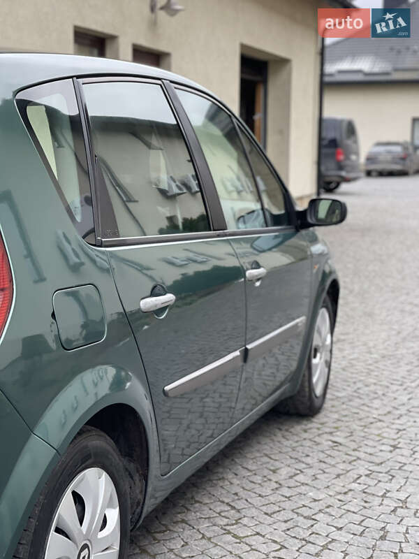 Хэтчбек Renault Megane 2003 в Жовкве фото 7 Хэтчбек Renault Megane 2003 в Жовкве