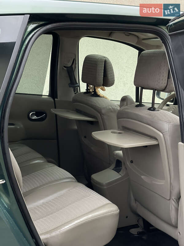 Хэтчбек Renault Megane 2003 в Жовкве фото 19 Хэтчбек Renault Megane 2003 в Жовкве