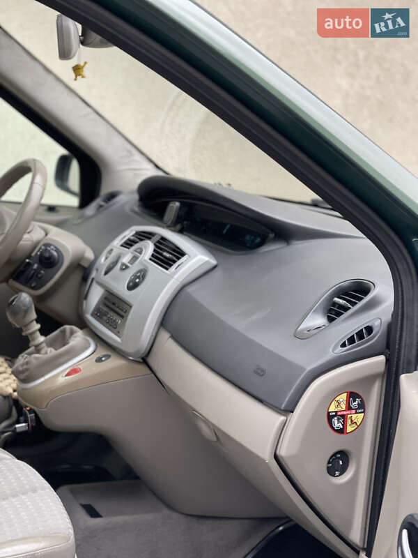 Хэтчбек Renault Megane 2003 в Жовкве фото 25 Хэтчбек Renault Megane 2003 в Жовкве