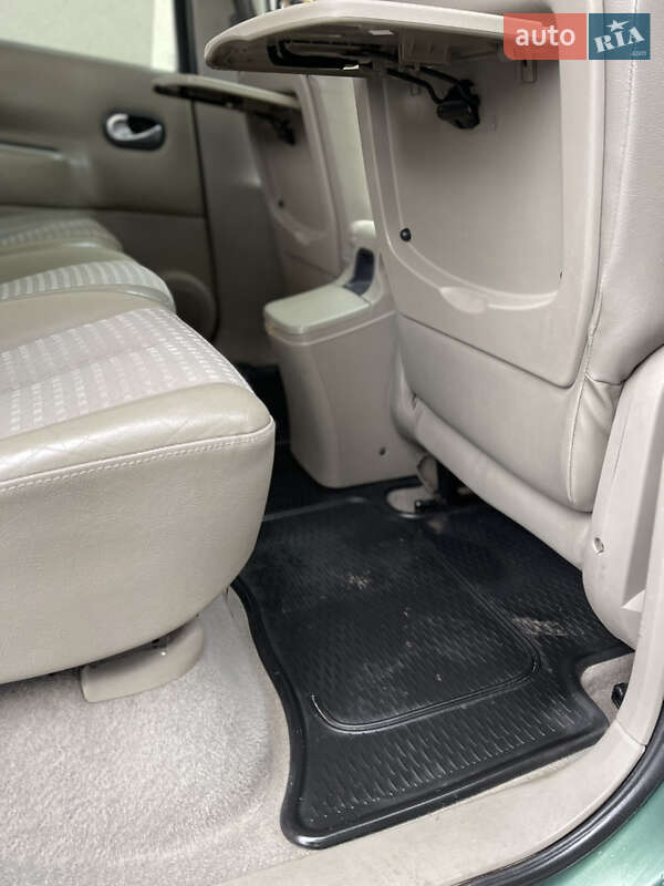 Хэтчбек Renault Megane 2003 в Жовкве фото 27 Хэтчбек Renault Megane 2003 в Жовкве