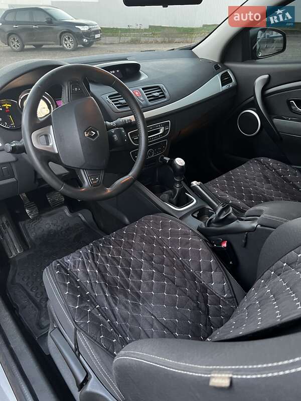 Купе Renault Megane 2010 в Кропивницком