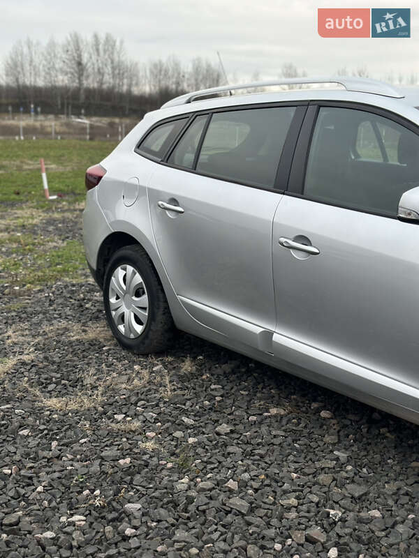 Універсал Renault Megane 2014 в Луцьку