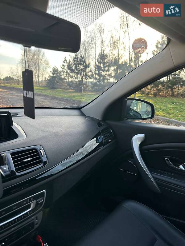 Хэтчбек Renault Megane 2012 в Киеве фото 13 Хэтчбек Renault Megane 2012 в Киеве