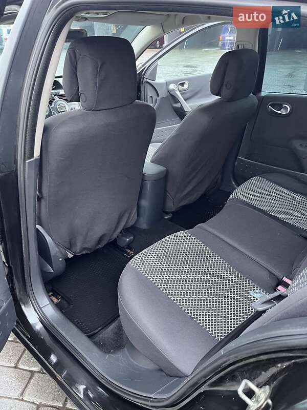 Седан Renault Megane 2007 в Мукачево