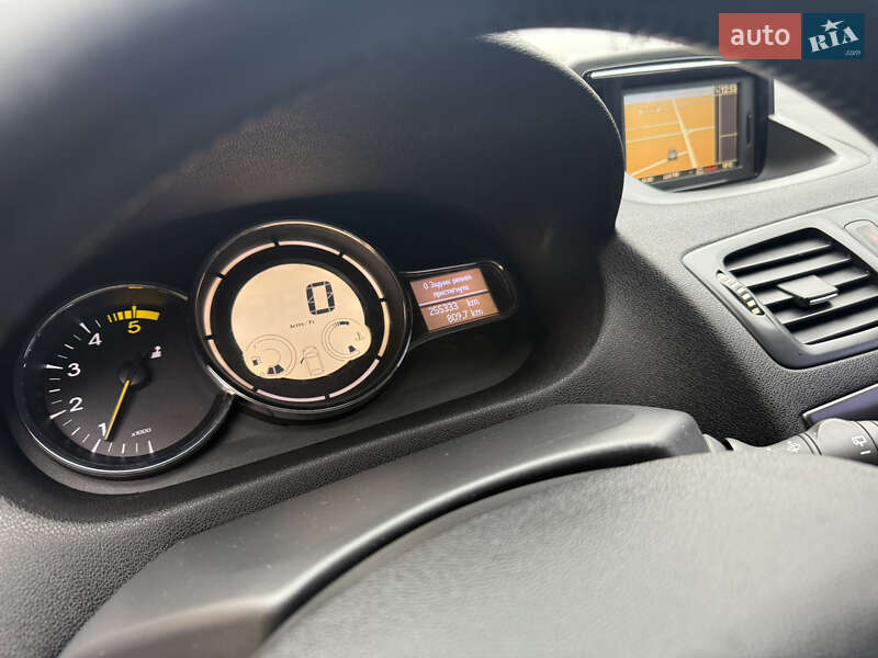 Універсал Renault Megane 2013 в Кривому Розі фото 13 Універсал Renault Megane 2013 в Кривому Розі