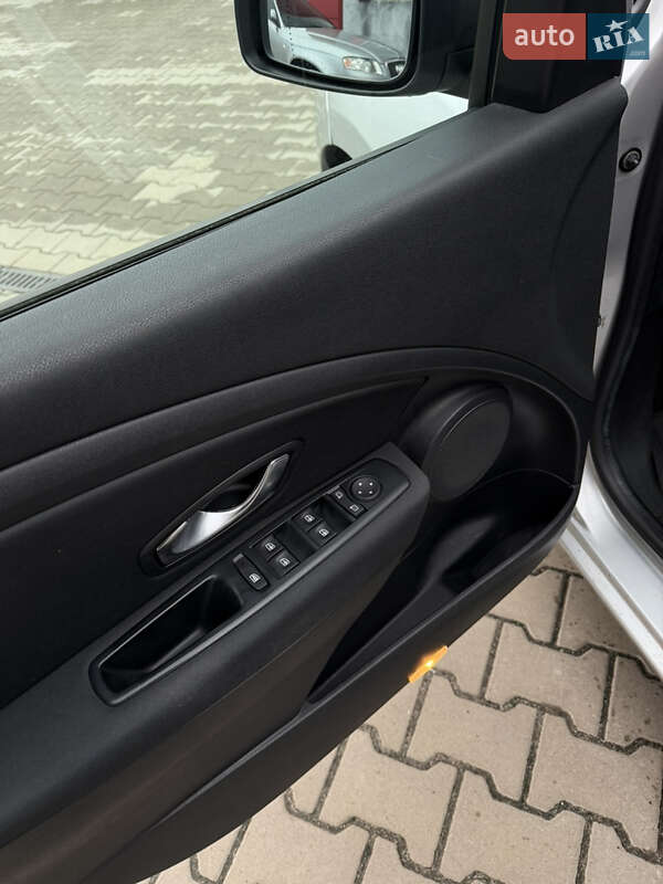 Універсал Renault Megane 2011 в Лубнах